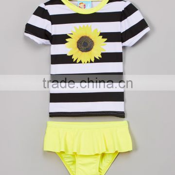 Newest Girl Beachwear With Sunflower Rashguard And Bikini Bottom Girl Flower Rashguard Girls Wear G-NP-TR905-396