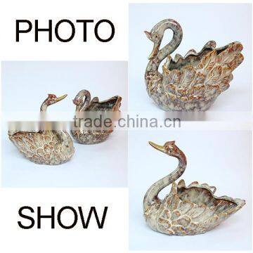 Desktop decoration ceramic swan