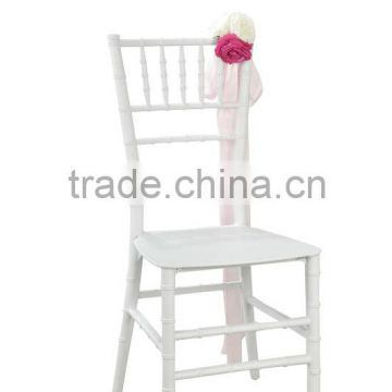 wooden leg chivari chair