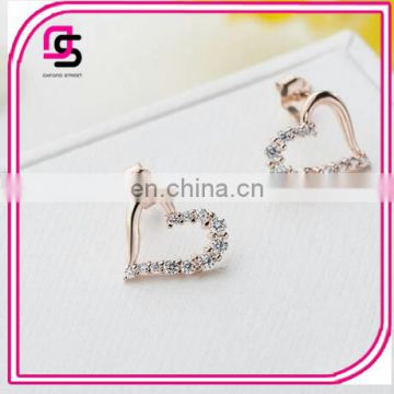 small short cute heart shape women gift earrings