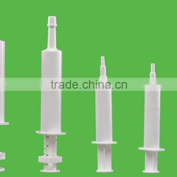 cattle paste syringes with CE Certificate ( cindy@fudaplastic.com)
