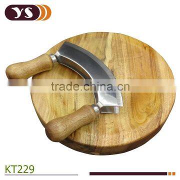 mezzaluna knife with cutting board