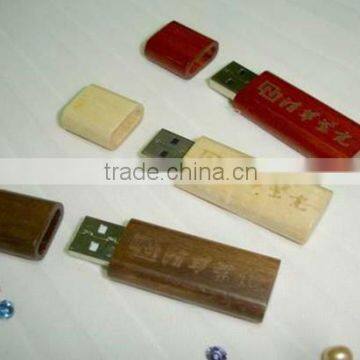 1GB wooden usb drive