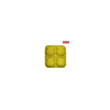 Winnie The Pooh Silicone Muffin / Cake Mould (SP-SB036)