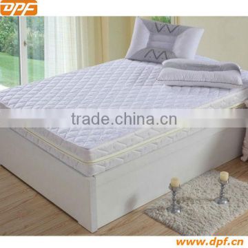 100% high quality and white mattress protector for hotel usage