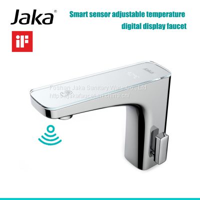Smart digital display touchless faucet