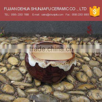 Characteristic ceramic flowerpot garden decor