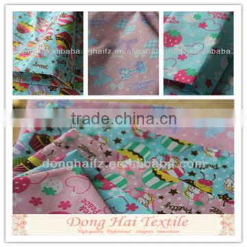 Catoon pattern polyester cotton shirting fabric for childern