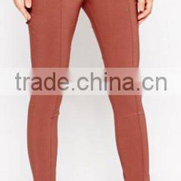 High Waist Trouser in Skinny Fit Woman pants