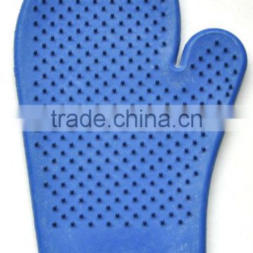 Rubber massage curry glove
