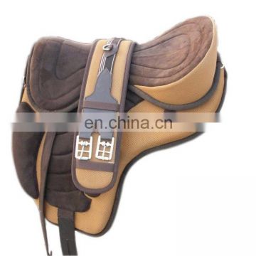 synthetic treeless saddle with girth stirrups