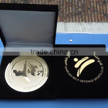 sharjah self defence sports club anniversary gifts metal gold coin with box