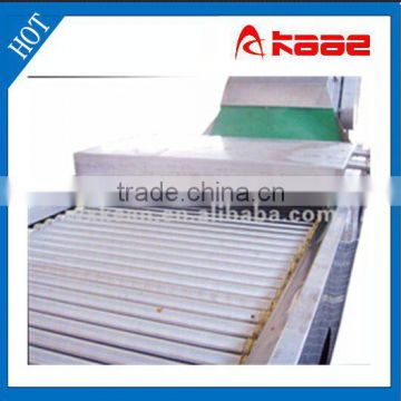 Stainless steel roller table conveyor manufactured in Wux Kaae