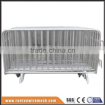Hot dipped galvanized pedestrian safety metal traffic crowd control flat foot barricade
