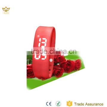 Factory OEM made in china 3D pedometer programmable Led digital smart watch mobile phone W2P