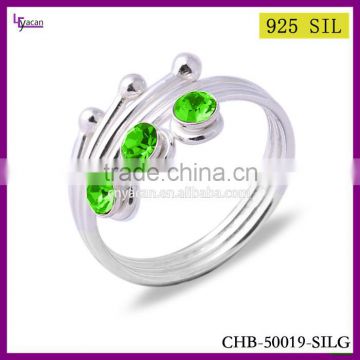 2015 Newest Design Yiwu Factory Make 925 Sterling Silver Green Stone Ring