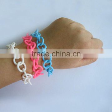 2012 hotselling silicone bracelets