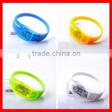 Hotsale danceclub led watch with sound activated promotion plastic led watch