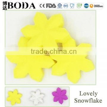 The popular Snowflake pendant silicone teething toys