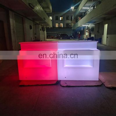 Flashing Color Changing L Shape White Straight LED Mobile Bar Counter Portable LED Light Modern Furniture Commercial