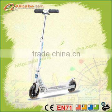 YTA-802 two wheels ,fashionable and foldable kick scooter