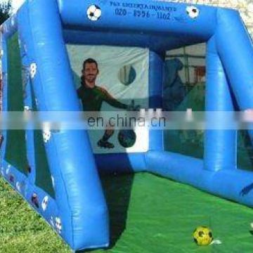 2013 Inflatable football shoot out