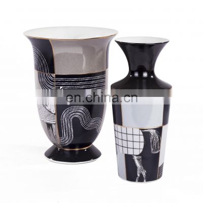 High-end Mideast Luxury Style Decorative Craft Tabletop Ceramic Vase with Horse Pattern