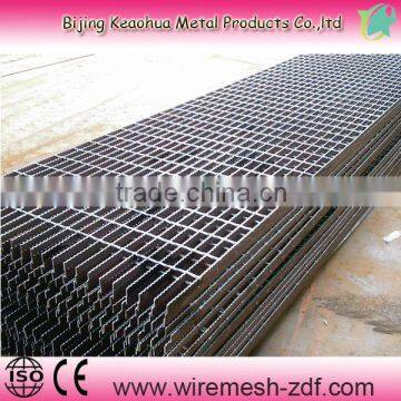 Galvanized steel charcoal grill grates