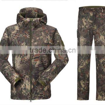 Custom Man Waterproof Camouflage Softshell Suit