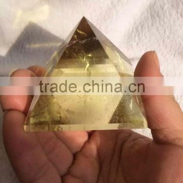 Good natural citrine quartz crystal pyramid for decoration
