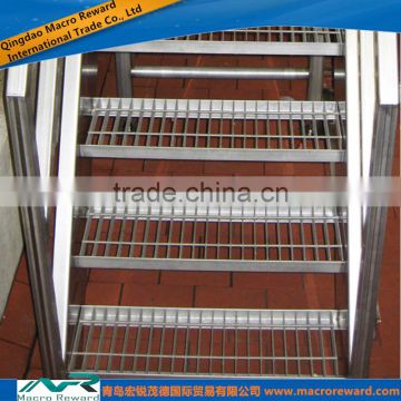 ASTM Q235 SS304 Stainless Steel Grating Steel Stair Treads