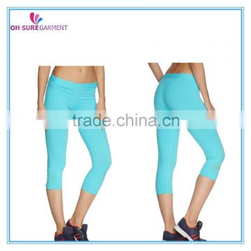 nylon/spandex dry fit logo printed capri pants for women