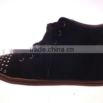 Wholesale price fashion women sneakers with rivets on the toe 2013