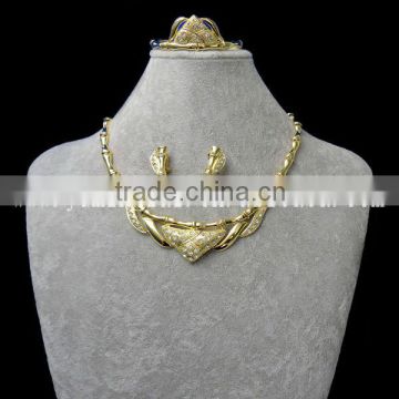 18 carat gold locket jewelry set wholesale