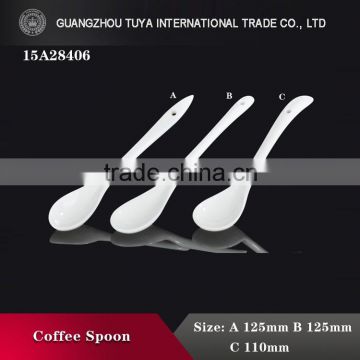 Factory direct wholesale white ceramic spoons