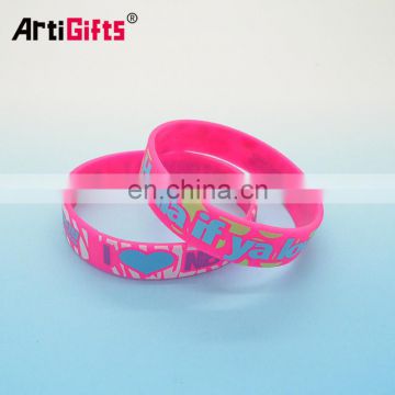 Cheap silicone plastic wristbands