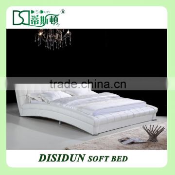 Foshan Happy night designs king size model wooden bed DS-1018