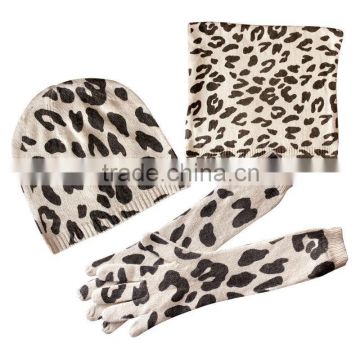 winter knitting winter leopard print hat scarf and glove set