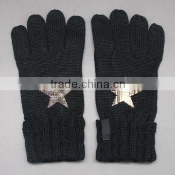 NEW DESIGN STYLE FASHION LADIES WINTER GOLDEN PRINTING GLOVES FOR WINTER KEEPING WARMING