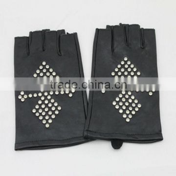 2015 new season Half refers design with rivet black leather gloves