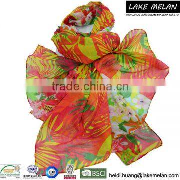 100% Polyester flower & Leaf Printed Woven Scarf