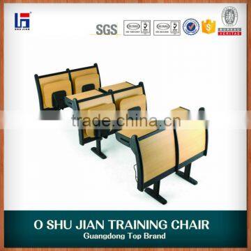 Durable schoo desk and chair