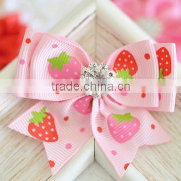 Strawberry Printed Grosgrain Ribbon Bow,Kids Small Bow,Pinwheel Bows