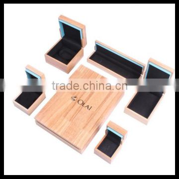 custom wooden packaging set, high quality wood jewelry boxes wholesale,lacquer wooden jewelry gift box                        
                                                Quality Choice