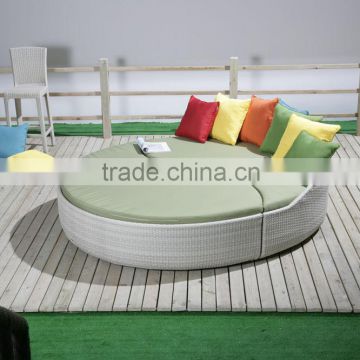 Outdoor Rattan Sofa Bed Pool Sun Bed SV-4061