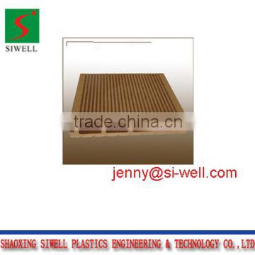 Wood plastic composite extrusion dies with molds