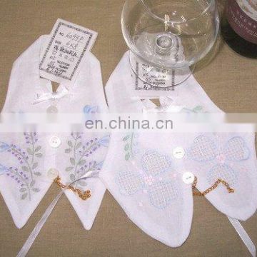 cotton wine bottle cover with embroidery