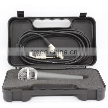 Metal dynamic microphone box set including cable