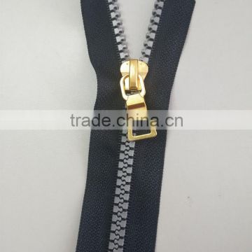 black slider 5# open end resin zipper for garments