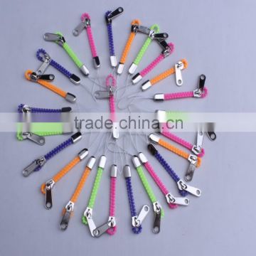 OEM Design customized zipper lanyards strap with soft pvc puller